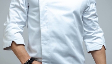 Mutfakta Kıyafet Tercihleri: Profesyonellik ve Konfor Bir Arada