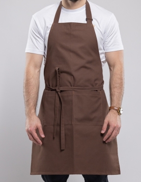 Stil ve işlevselliği bir araya getiren şık aşçı önlüğü